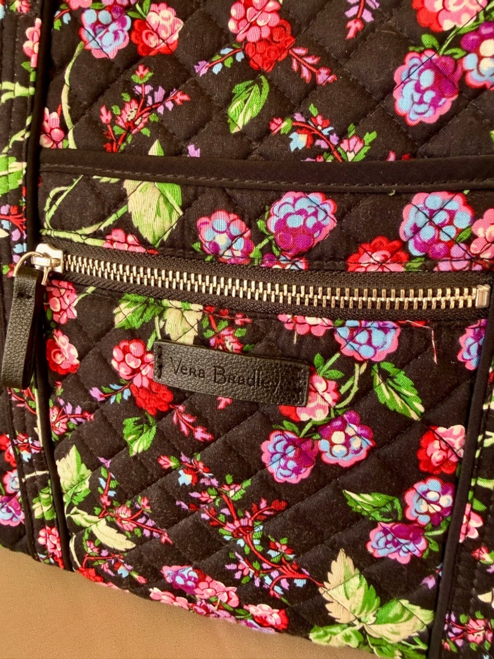 Vera Bradley Winter Berry Tote Bag, Vintage/Retired - Picture 4 of 14